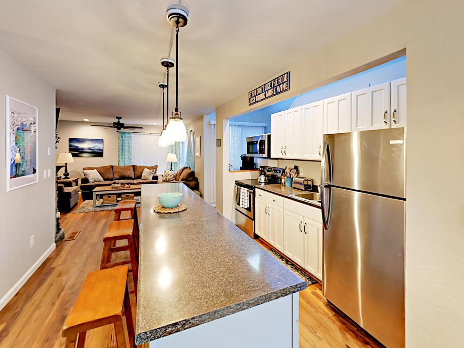 143 Holly Lane Condo Main image 2